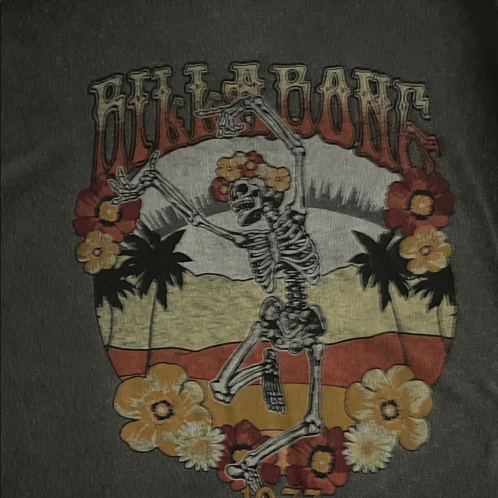 Billabong Charcoal Tee with Skeleton and Floral Design XS but oversized